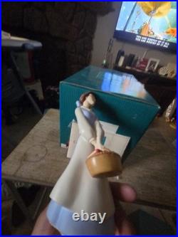 WDCC Belle Dreaming Of A Great Wide Somewhere 10th Anniversary 2001