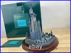 WDCC Cinderella A CASTLE FOR CINDERELLA Enchanted Places with Box & COA (Read)