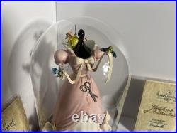 WDCC Cinderella Figurine Classics Collection Glass Dome Book COA Walt Disney WDCC Cinderella Figurine Classics Collection Glass Dome Book COA Walt Disney