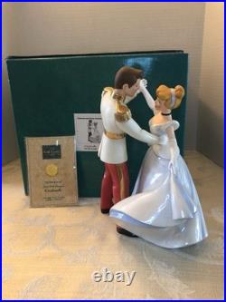 WDCC Cinderella & Prince Charming'So This Is Love' Figurine Box And COA