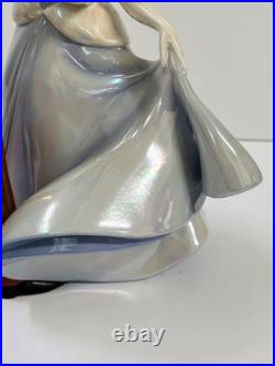 WDCC Cinderella & Prince Charming So This Is Love Figurine withCOA & Box