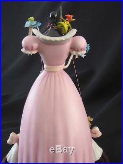 WDCC Cinderella's Dress A Lovely Dress for Cinderelly NIB withDome, Base and COA