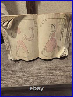 WDCC Cinderella's Sewing Book Walt Disney Classics Collection