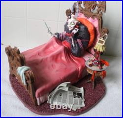 WDCC Cruella It's that De Vil Woman! 101 Dalmatians LE #551 COA