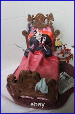 WDCC Cruella It's that De Vil Woman! 101 Dalmatians LE #551 COA