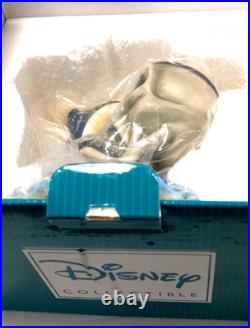 WDCC DISNEY GILL from FINDING NEMO titled Nobody Touch Him NIB