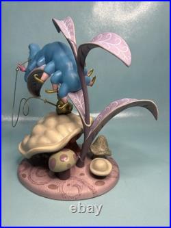 WDCC Disney Alice in Wonderland Caterpillar Who R U ONLY Members Sculpture