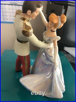 WDCC Disney CINDERELLA SO THIS IS LOVE Prince Charming With COA #1028568