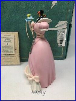 WDCC Disney Cinderella A Lovely Dress For Cinderelly with Box & COA
