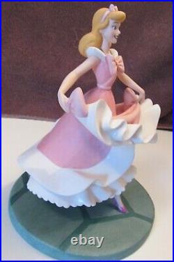 WDCC Disney Cinderella Figure Isn't it Lovely Do you like it Pink Dress RARE