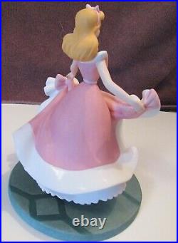 WDCC Disney Cinderella Figure Isn't it Lovely Do you like it Pink Dress RARE