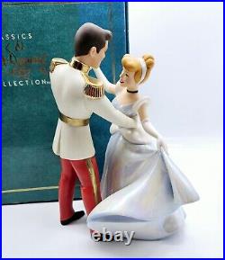 WDCC Disney Cinderella and Prince Charming Figurine So This is Love in Box