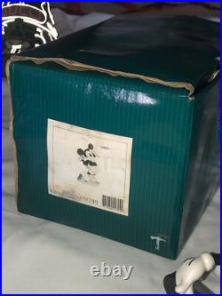 WDCC Disney Classic Collection Puppy Love MINNIE & MICKEY Puppy Love Set & COA'S