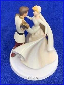 WDCC Disney Classics Cinderella & Prince Charming Happily Ever After