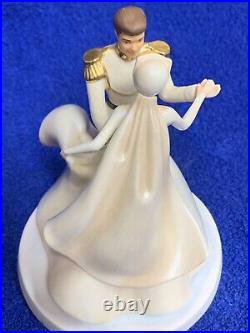 WDCC Disney Classics Cinderella & Prince Charming Happily Ever After