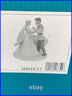 WDCC Disney Classics Cinderella & Prince Charming Happily Ever After