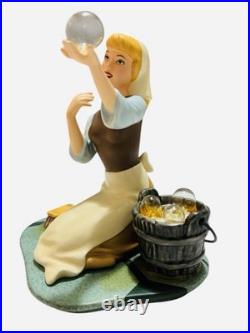 WDCC Disney Classics Cinderella They Can't Stop Me From Dreaming Box-COA
