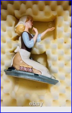 WDCC Disney Classics Cinderella They Can't Stop Me From Dreaming Box-COA