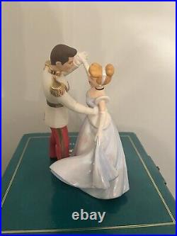 WDCC Disney Classics Cinderella and Prince Charming'So This Is Love' withCOA