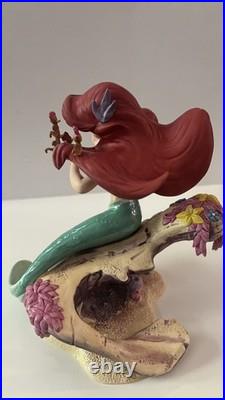 WDCC Disney Classics Collection Ariel Seahorse Surprise (The Little Mermaid) WDCC Disney Classics Collection Ariel Seahorse Surprise (The Little Mermaid)
