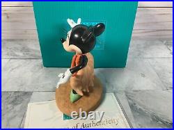 WDCC Disney Classics Figurine Hawaiian Holiday Swaying Sweetheart Minnie Mouse