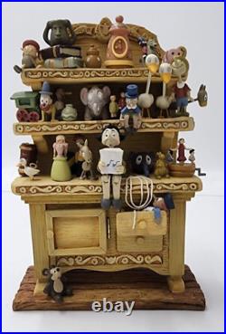 WDCC Disney Classics Pinocchio Geppetto's Toy Creations Hutch Figurine withBox COA