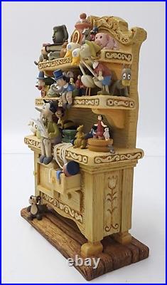 WDCC Disney Classics Pinocchio Geppetto's Toy Creations Hutch Figurine withBox COA