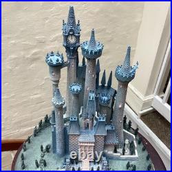 WDCC Disney Enchanted Places A Castle For Cinderella Sculpture Figure READ DAMAG
