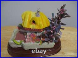 WDCC Disney Enchanted Places White Rabbits House Alice In Wonderland Box & COA