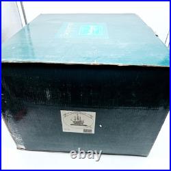 WDCC Disney Jolly Roger Figurine Peter Pan Captain Hook Pirate Ship No Base