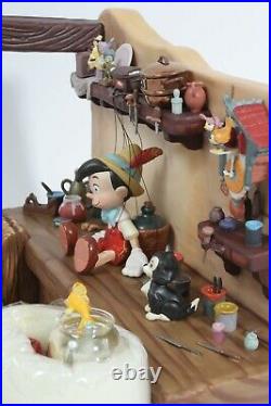 WDCC Disney Pinocchio Geppettos Workbench The Finishing Touch 1217956 MIB COA