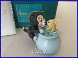 WDCC Disney Purrfect Kiss Figaro & Cleo ornament from Pinocchio
