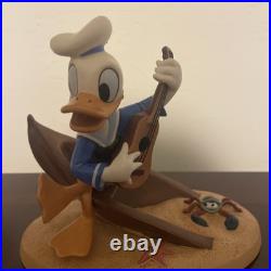WDCC Donald Duck DISNEY Tropical Tempo Hawaiian Holiday Boat Figurine #4010341