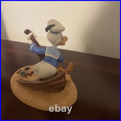 WDCC Donald Duck DISNEY Tropical Tempo Hawaiian Holiday Boat Figurine #4010341
