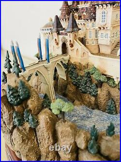 WDCC Enchanted Places Beauty & The beast The Beast Castle withBox & COA