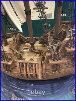 WDCC Enchanted Places Peter Pan The Jolly Roger Ship withBox Slightly Damaged