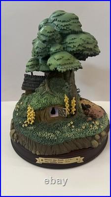 WDCC Enchanted Places Winnie the Pooh Bear House