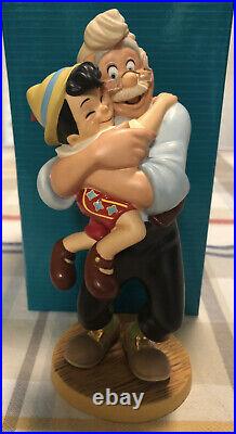 WDCC GEPPETTO & PINOCCHIO A FATHER'S JOY FIGURINE With BOX AND C OF A. EXCELLENT