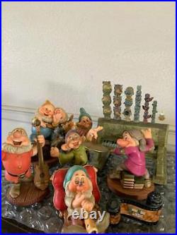 WDCC GRUMPY AND PIPE ORGAN HUMPH Snow White & 7 Dwarfs- 9 Piece Set