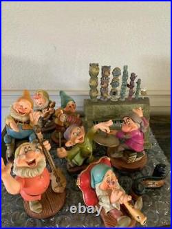 WDCC GRUMPY AND PIPE ORGAN HUMPH Snow White & 7 Dwarfs- 9 Piece Set