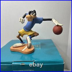 WDCC Goofy Dribbling Down Court Figurine Walt Disney Classics Read Description