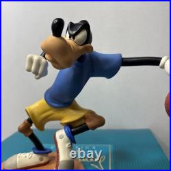 WDCC Goofy Dribbling Down Court Figurine Walt Disney Classics Read Description