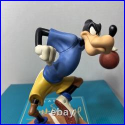 WDCC Goofy Dribbling Down Court Figurine Walt Disney Classics Read Description