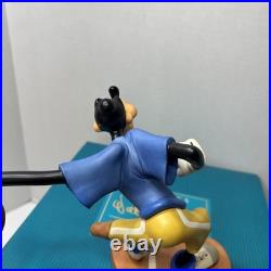 WDCC Goofy Dribbling Down Court Figurine Walt Disney Classics Read Description