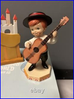 WDCC It's A Small World Spain Hola Amigos with Original and COA MINT