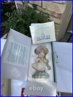 WDCC It's A Small World World After All Hola Hello Brazil Lady Fruit Hat NIB