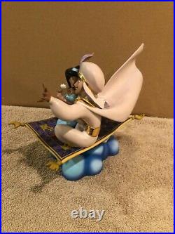 WDCC Jasmine & Aladdin A Whole New World + Box & COA