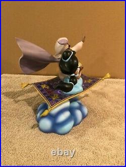 WDCC Jasmine & Aladdin A Whole New World + Box & COA