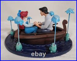 WDCC Little Mermaid Ariel & Eric Kiss the Girl Walt Disney figurine +Box/Coa