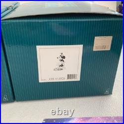 WDCC Mickey Cuts Up A Little Off the Top N. L. E. & Minnie's Garden withWDCC Pin